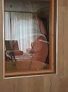 Achter glas, foto 3000x4000, 6 reacties, 42 stemmen