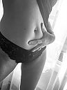 Belly button, foto 1536x2048, 22 reacties, 95 stemmen