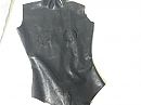 Latex body open borsten, foto 3264x2448, 1 reacties, 5 stemmen