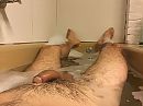 Lekker in bad, foto 3264x2448, 1 reacties, 14 stemmen