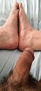 Lul en voeten., foto 1766x3855, 1 reacties, 9 stemmen