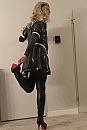 Net genomen; latex maid, foto 642x950, 5 reacties, 31 stemmen