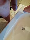 Pissen, foto 3000x4000, 1 reacties, 2 stemmen