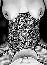 Playing with myself, foto 1960x2701, 28 reacties, 160 stemmen