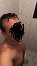 Snel onder de douche....., foto 750x1334, 4 reacties, 34 stemmen