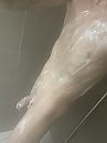 Soppen in de douche 2, foto 2316x3088, 0 reacties, 6 stemmen
