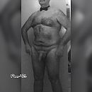Suit, foto 2048x2048, 2 reacties, 14 stemmen