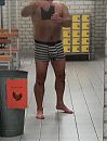 Weer fris na het sporten, foto 392x514, 1 reacties, 8 stemmen