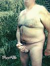 Wie, foto 497x640, 3 reacties, 25 stemmen