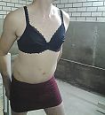 bh + rokje, foto 1189x1299, 2 reacties, 9 stemmen