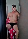 body, foto 1863x2599, 2 reacties, 6 stemmen