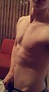 body, foto 910x1674, 1 reacties, 6 stemmen