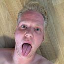 daar moet pis en zaad in, foto 2448x2448, 3 reacties, 13 stemmen