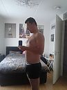 full body, foto 1920x2560, 1 reacties, 2 stemmen