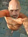 ik, foto 2208x2944, 3 reacties, 12 stemmen