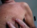 mannen borsten, foto 640x480, 5 reacties, 5 stemmen