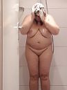 onder de douche, foto 1728x2304, 7 reacties, 53 stemmen