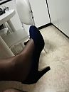 pumps close up, foto 3000x4000, 1 reacties, 6 stemmen