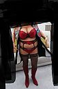rode boods en lingerie, foto 393x600, 13 reacties, 58 stemmen