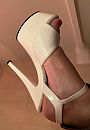 voor de witte heels lovers, foto 741x1059, 3 reacties, 39 stemmen