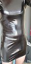 wet look mini jurkje, foto 1592x3264, 37 reacties, 57 stemmen