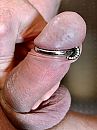 10mm piercing, foto 3000x4000, 3 reacties, 11 stemmen