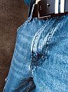 Broek dicht, foto 2320x3088, 0 reacties, 2 stemmen
