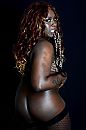 Donkere shemale, foto 596x900, 3 reacties, 20 stemmen