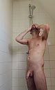 Douchen, foto 2454x3965, 8 reacties, 19 stemmen