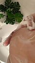 Douchen, foto 360x640, 8 reacties, 38 stemmen