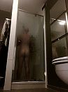 Douchen, foto 480x640, 1 reacties, 6 stemmen