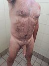 Full body onder de douche, foto 3000x4000, 2 reacties, 16 stemmen