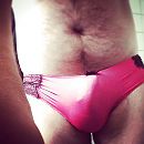 Hard, foto 600x600, 10 reacties, 17 stemmen