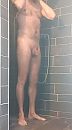 Heerlijk zo'n warme douche, foto 1100x1958, 3 reacties, 7 stemmen