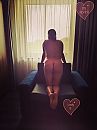Lady by the window, foto 2976x3968, 8 reacties, 43 stemmen