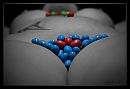 Lady with Balls, foto 2494x1710, 5 reacties, 21 stemmen