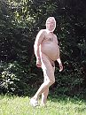 Lekker in mijn nakie buiten, foto 600x800, 1 reacties, 12 stemmen