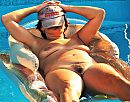 Mature wife for all to see, foto 1600x1266, 2 reacties, 15 stemmen