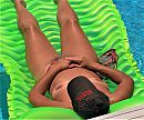 Mature wife for all to see, foto 1538x1288, 0 reacties, 4 stemmen