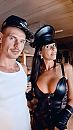 Mistress Sophia & her slave, foto 2232x3968, 13 reacties, 106 stemmen