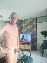 Na het scheren, foto 2448x3264, 2 reacties, 8 stemmen
