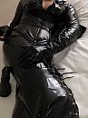 Waiting for date, foto 481x640, 3 reacties, 4 stemmen