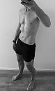 Wie …., foto 1947x3174, 2 reacties, 9 stemmen