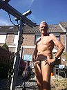 Wie komt, foto 2448x3264, 1 reacties, 11 stemmen