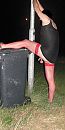 Ze moest paaldansen!, foto 1201x2401, 0 reacties, 3 stemmen