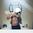 flash, foto 2479x2479, 4 reacties, 15 stemmen