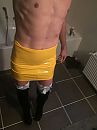 geil in geel, foto 1932x2576, 1 reacties, 10 stemmen