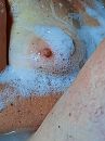 in bad, foto 720x960, 9 reacties, 52 stemmen