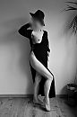 in zwart wit, foto 2662x4000, 8 reacties, 34 stemmen