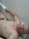 lekker even in bad hangen, foto 540x720, 2 reacties, 8 stemmen